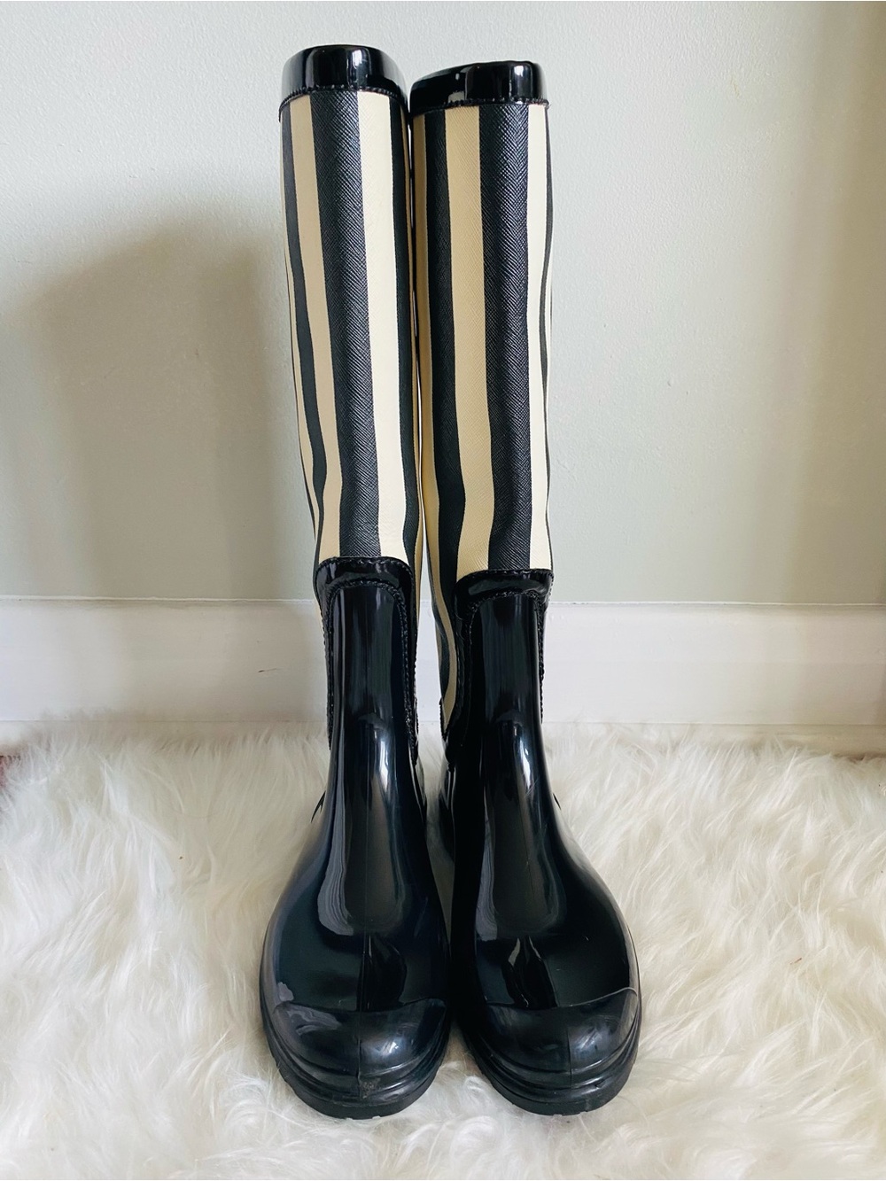 Dolce & Gabbana Wellington Knee High Black & Off White Striped Boots. Authentic - Picture 3 of 17